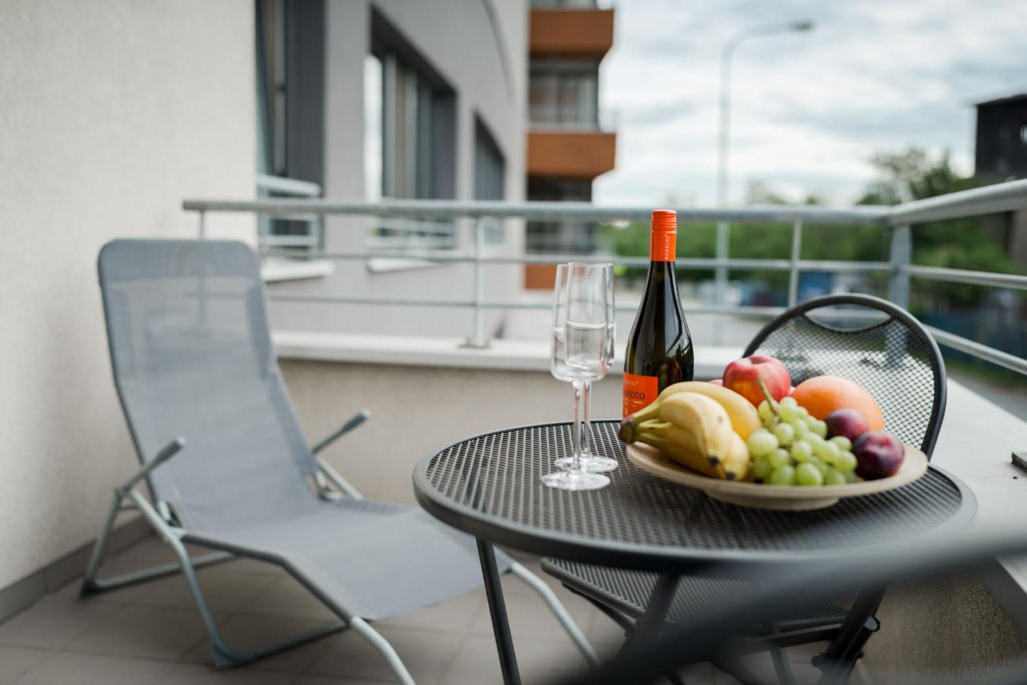 The Sunny Riverside Flat Apartment